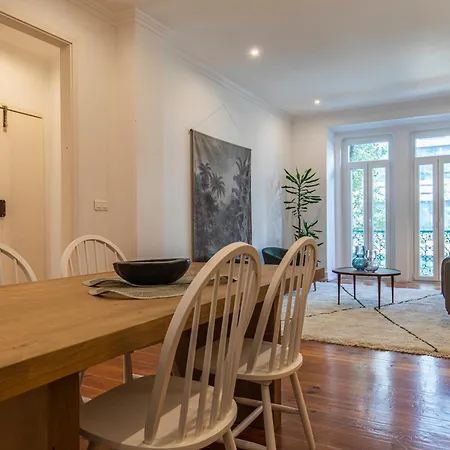 Vibrant Escape With Private Patio