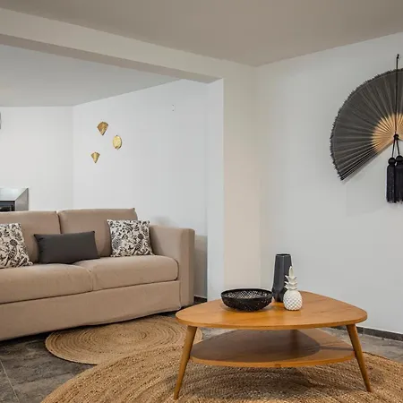 Vibrant Escape With Private Patio 公寓 Lisboa