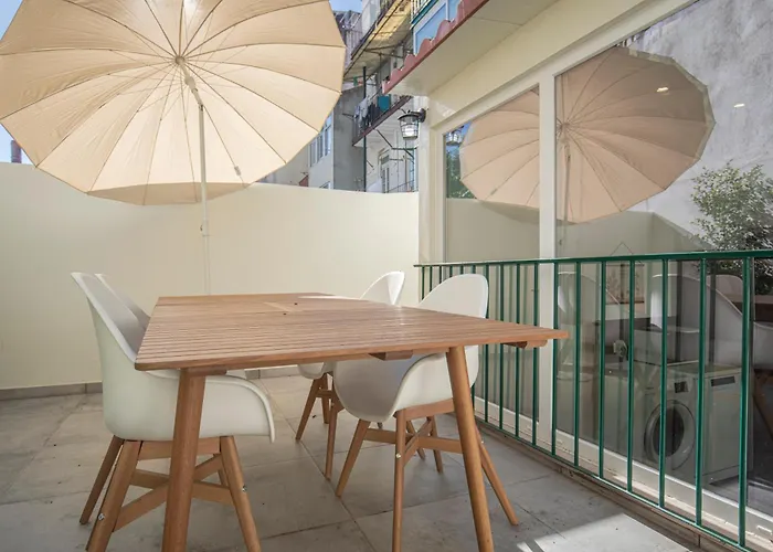 Vibrant Escape With Private Patio